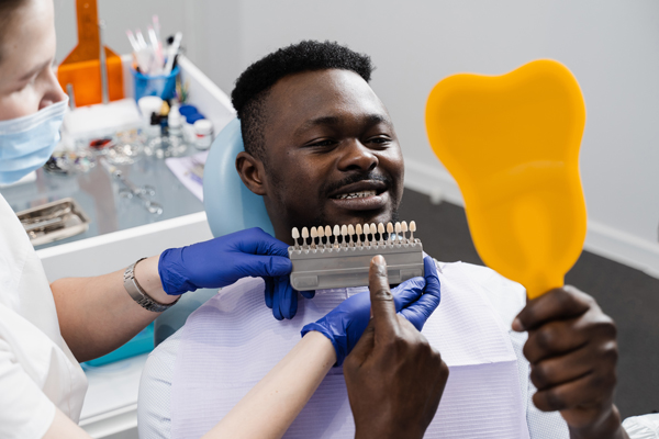 Who Is A Good Candidate For Veneers?